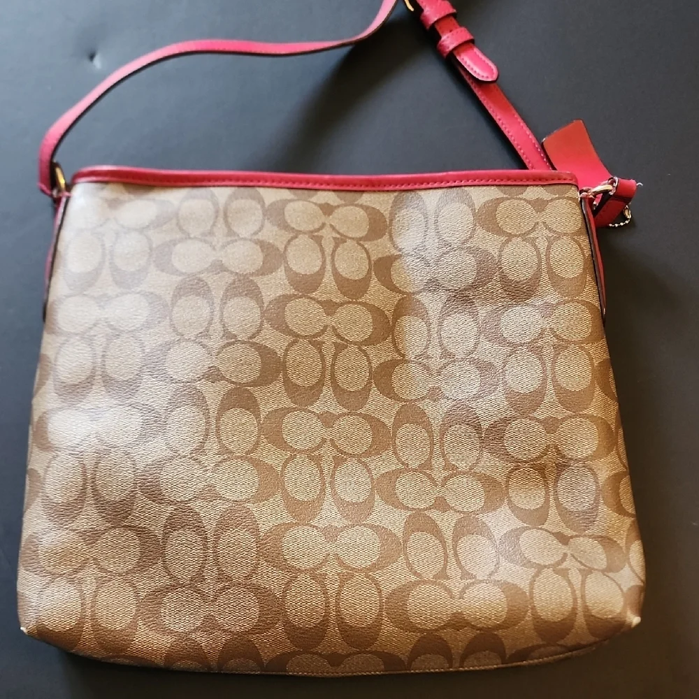 Coach Signature Crossbody‎ Shoulder Bag in Khaki & Pink